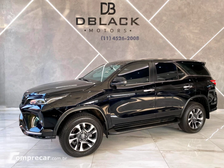 Hilux SW4 SRX Plat. 4x4 2.8 TB Die. Aut.