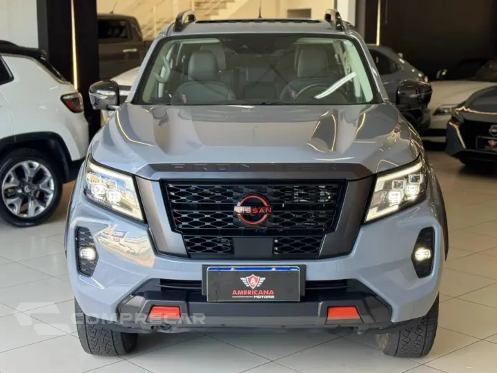 Frontier 2.3 16V PRO4X CABINE DUPLA 4X4 BI-TURBO DIESEL AUTO