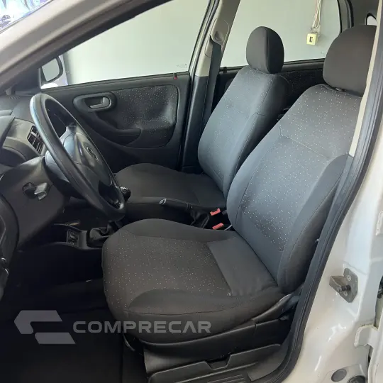 Corsa Sed. Premium 1.4 8V ECONOFLEX 4p