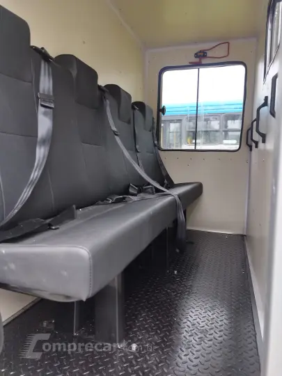 Delivery Express 2.8 Prime Diesel (Carroceria + Cabine suple