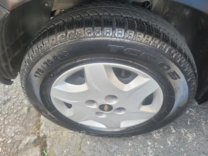 CELTA 1.0 MPFI Life 8V