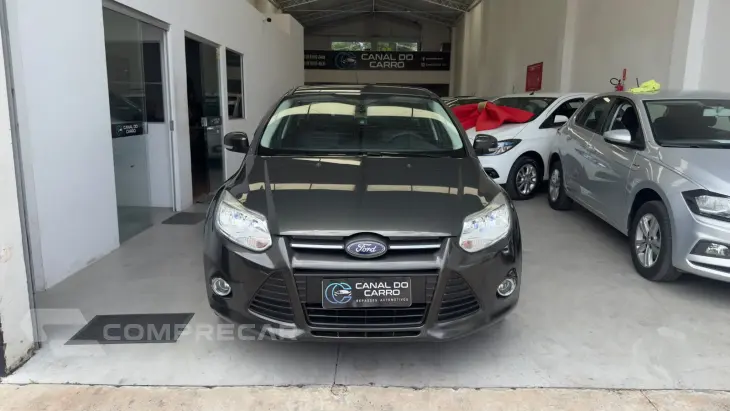 FOCUS 1.6 S Sedan 16V