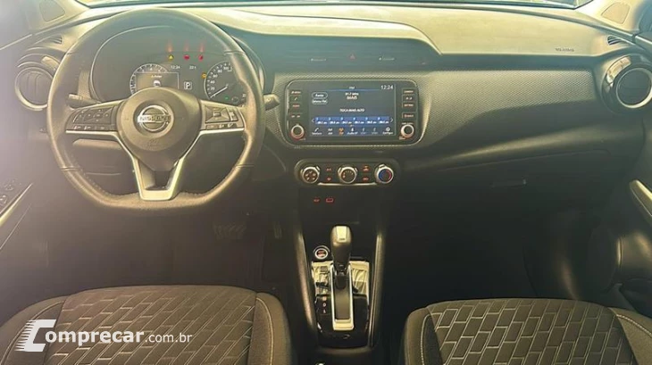 KICKS ADVANCE CVT