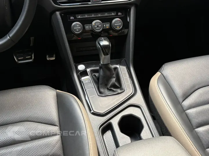 TAOS 1.4 250 TSI Highline