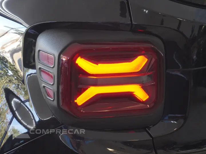 RENEGADE 1.3 T270 TURBO FLEX S 4X4 AT9
