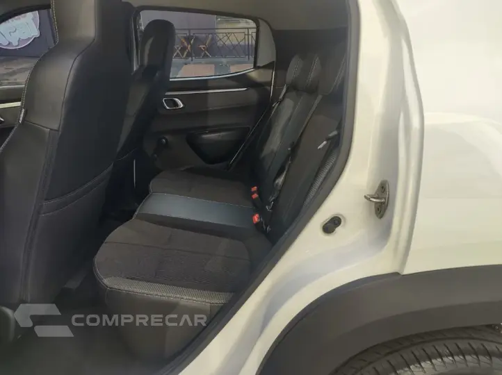 KWID OUTSIDER 1.0 Flex 12V 5p Mec.