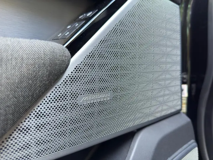 RANGE ROVER VELAR 2.0 P300 R-dynamic SE