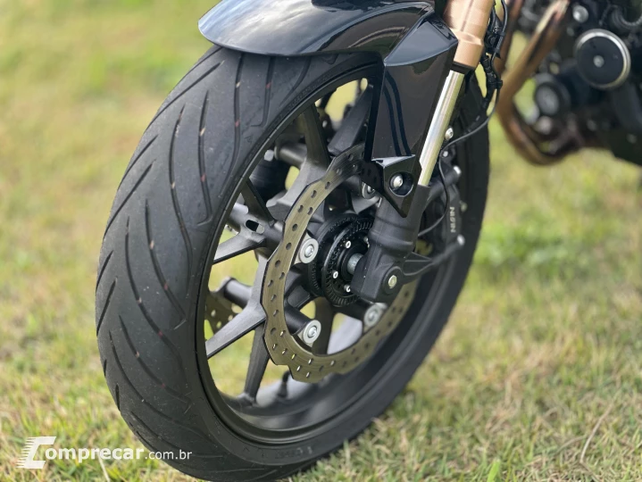 CB 500F