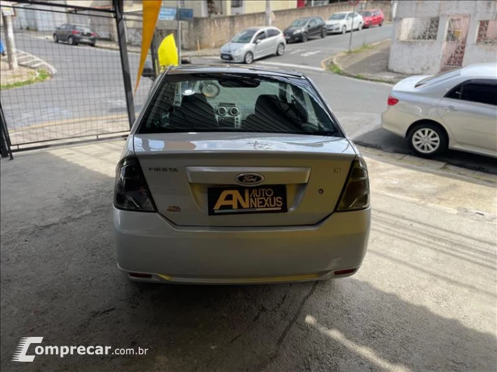 FIESTA 1.6 SE Sedan 16V