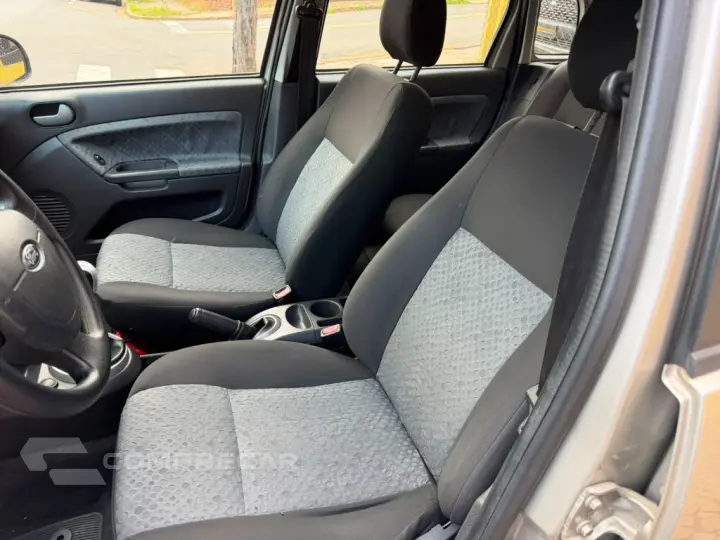 Fiesta 1.6 8V Flex/Class 1.6 8V Flex 5p