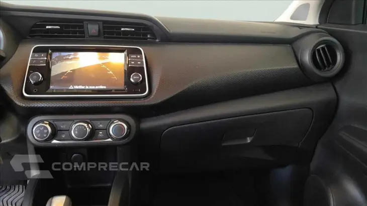 KICKS PLAY 1.6 16V FLEXSTART SENSE XTRONIC