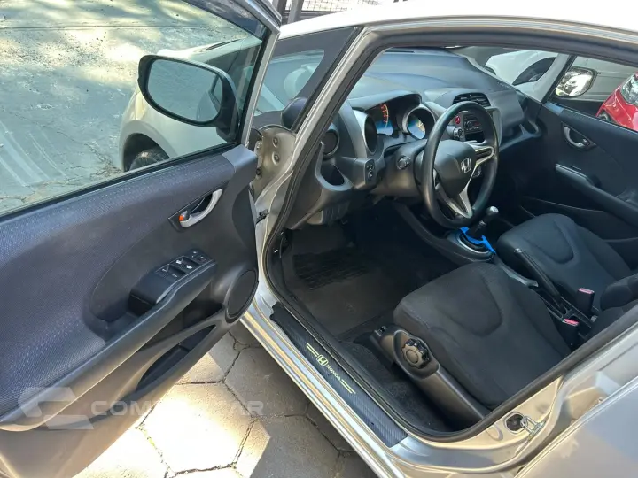 FIT 1.4 LX 16V FLEX 4P MANUAL