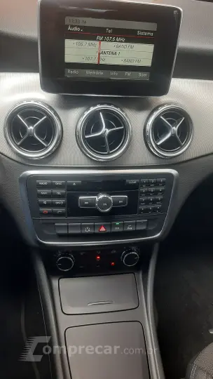 GLA 200 1.6 CGI Style 16V Turbo