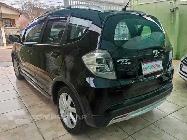 FIT - 1.5 TWIST 16V 4P AUTOMÁTICO