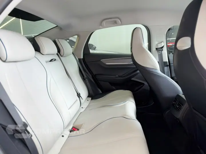 KING 1.5 Dm-i Phev GS