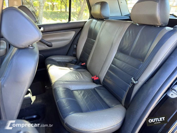GOLF 1.6 MI SPORTLINE 8V FLEX 4P MANUAL