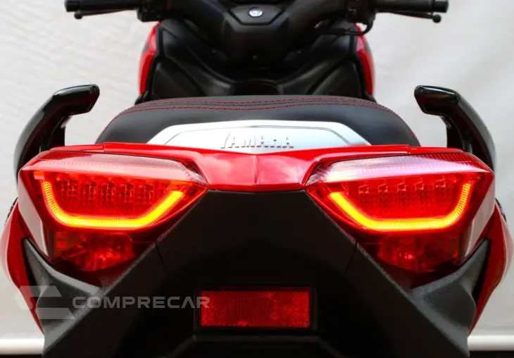 YAMAHA XMAX ABS