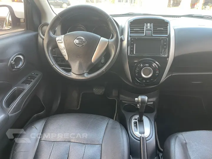 VERSA 1.6 16V Unique