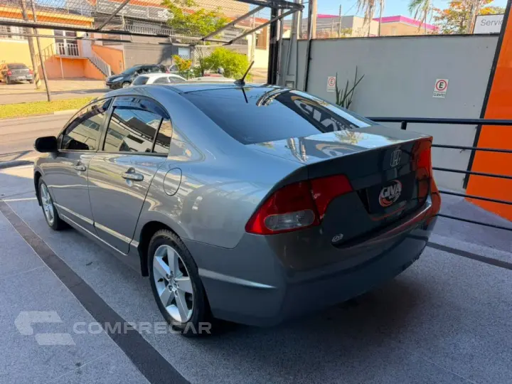 Civic Sedan LXS 1.8/1.8 Flex 16V Aut. 4p