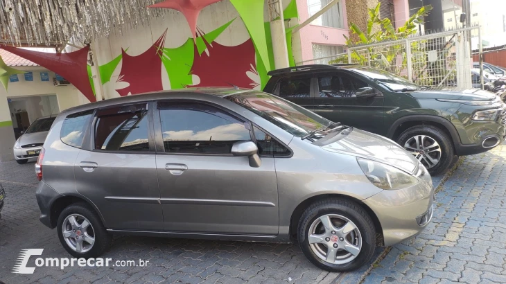 FIT 1.4 LX 8V