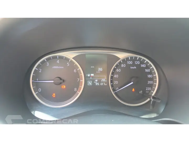 KICKS 1.6 16V FLEXSTART SV 4P XTRONIC