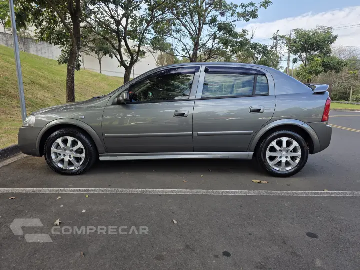 ASTRA 2.0 MPFI Advantage 8V