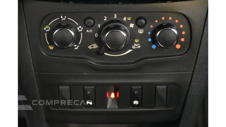 LOGAN - 1.0 12V SCE ZEN MANUAL