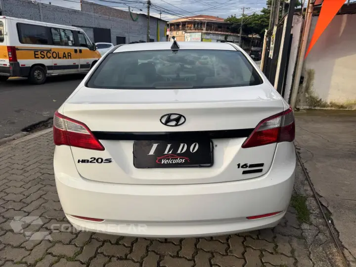 HB20S 1.6 Comfort Plus 16V