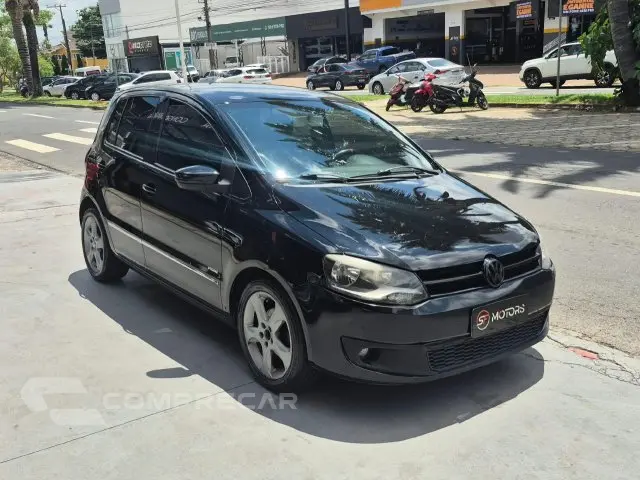 FOX - 1.6 MI PRIME 8V 4P MANUAL
