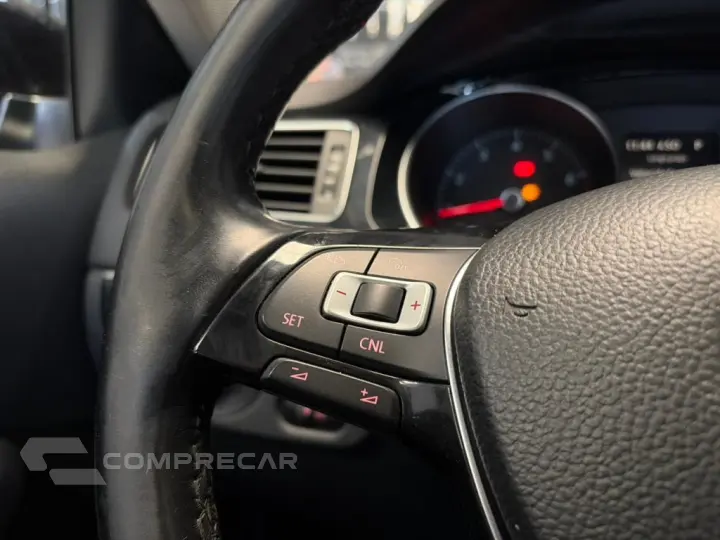 JETTA 2.0 TSI HIGHLINE 211CV GASOLINA 4P TIPTRONIC