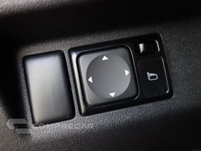 MARCH - 1.0 SV 12V 4P MANUAL