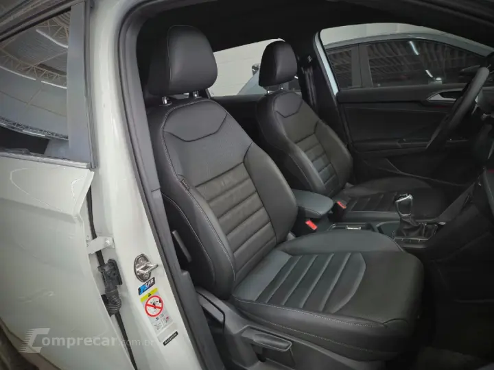 TAOS 1.4 250 TSI TOTAL FLEX HIGHLINE AUTOMÁTICO