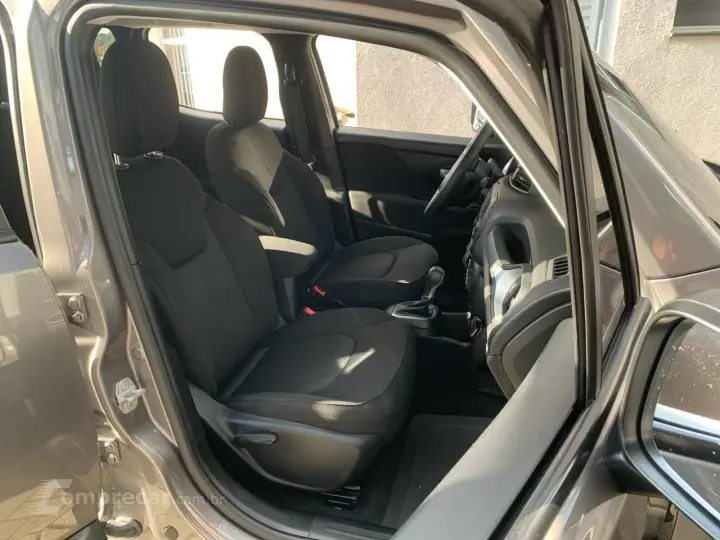 Renegade Sport 1.8 4x2 Flex 16V Aut.