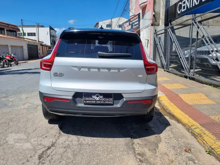 XC40 1.5 T5 Hybrid R-design FWD Geartronic