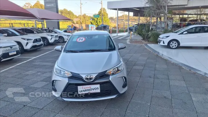 YARIS 1.5 16V FLEX SEDAN XS MULTIDRIVE