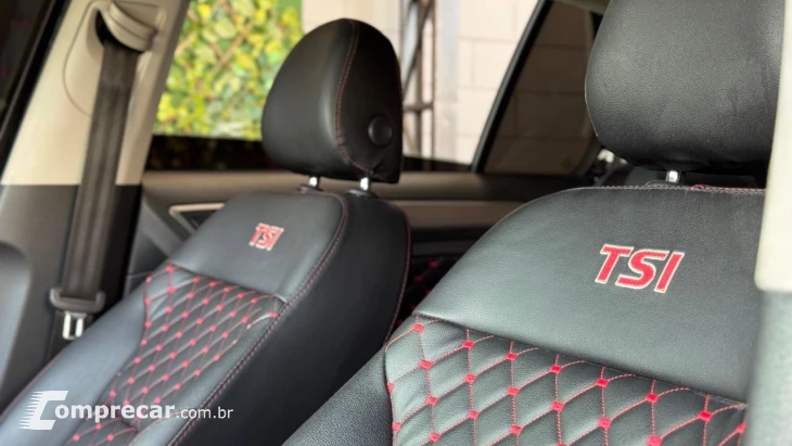 Golf Comfortline 1.4 TSI 140cv Aut.