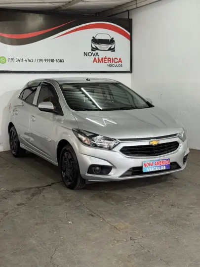 ONIX HATCH LT 1.0 8V FlexPower 5p Mec.