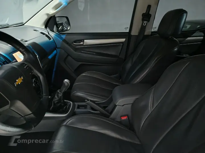 S10 2.4 Advantage 4X2 CD 8V