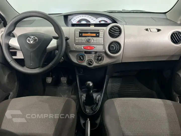 ETIOS 1.3 XS 16V FLEX 4P MANUAL