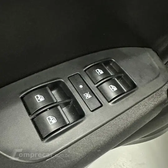 CRONOS DRIVE 1.3 8V Flex Aut.