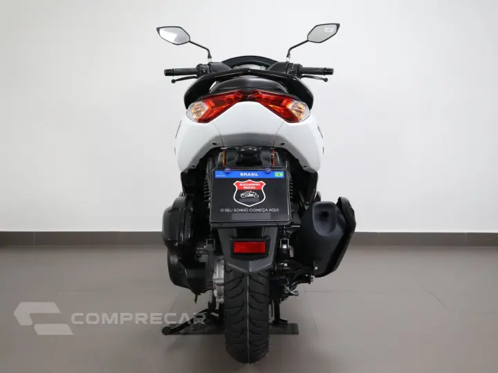 YAMAHA NMAX 160 ABS