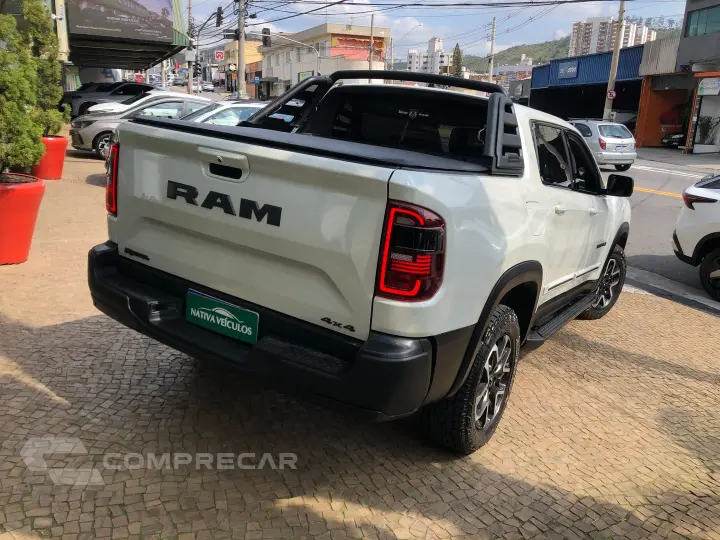 Rampage 2.2 Turbo Diesel Rebel 4X4 Automático