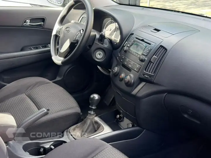 I30 2.0 Mpfi Gls 16V Gasolina 4P Manual