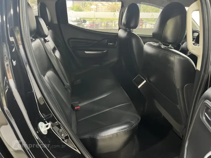 L200 TRITON 2.4 16V Turbo Sport Hpe-s CD 4X4