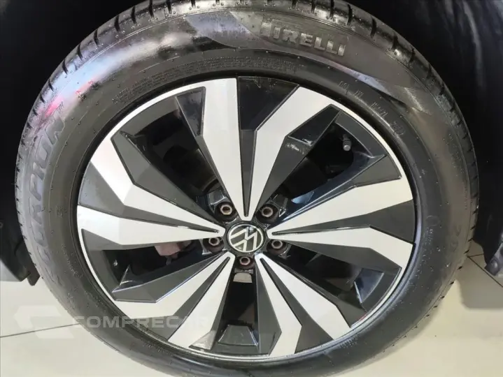 T-CROSS 1.0 200 TSI TOTAL FLEX AUTOMÁTICO