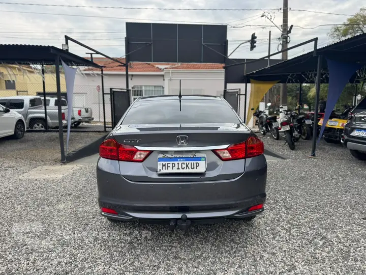 CITY 1.5 LX Sedan 16V