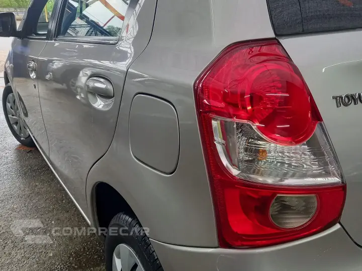 Etios 1.5 Xs 16V Flex 4P Manual