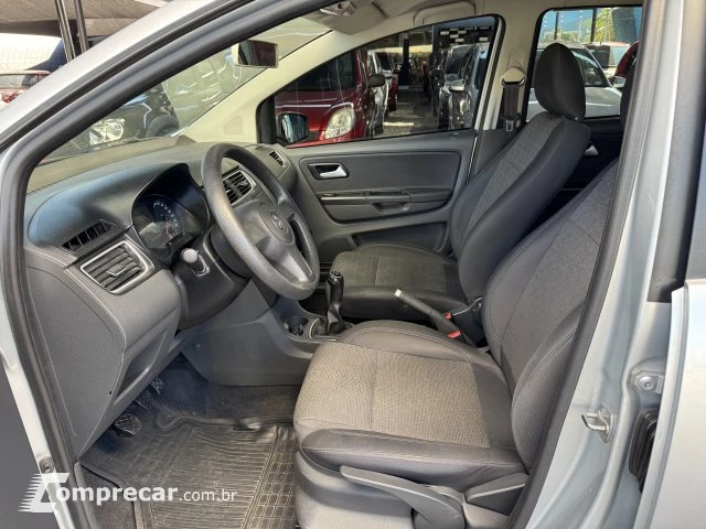 FOX - 1.6 MI 8V 4P MANUAL