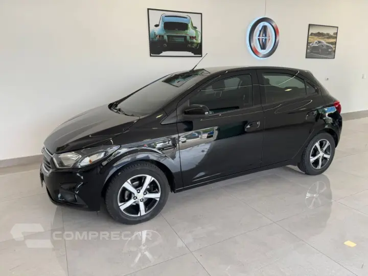 Onix Hatch 1.4 4P FLEX LTZ AUTOMÁTICO