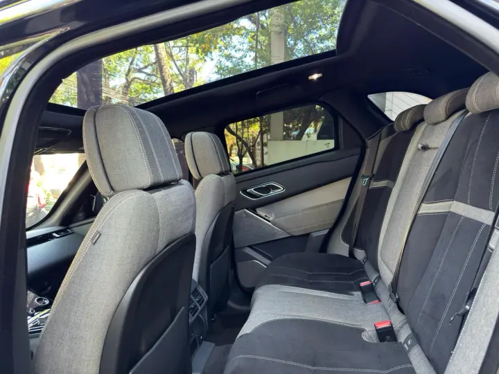 RANGE ROVER VELAR 2.0 P300 R-dynamic SE